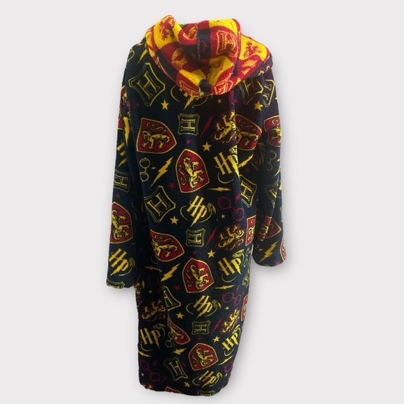 HARRY POTTER FLEECE DRESSING ROBE Size Small Black No Belt 100% Polyester - Picture 3 of 9
